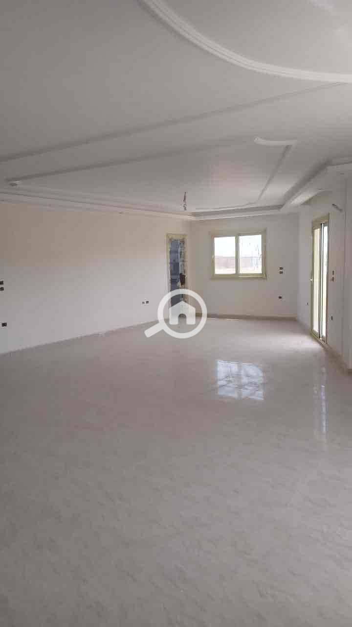 4 e41e645b-8bcc-4713-af56-48fc4e33826e. jpg