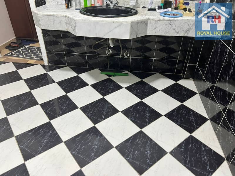 9 1b8cccc2-c0c0-4c3c-a6ed-5a4d57fe4b37. jpg