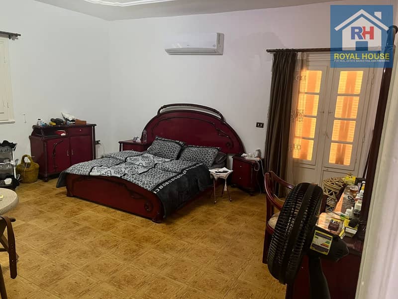 12 5d0d4adf-3c2b-4b2f-83bc-468bfbff0876. jpg