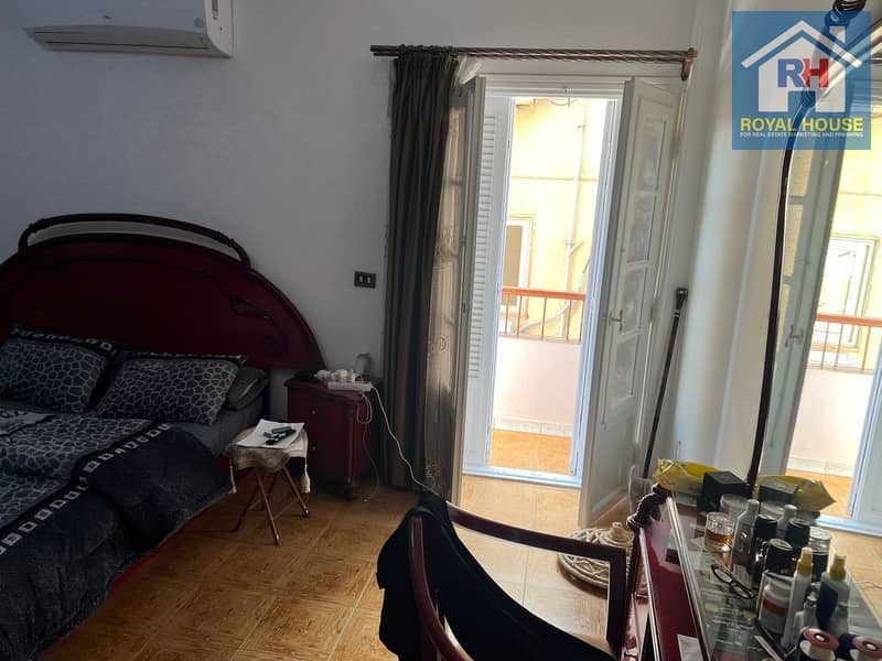 15 b96d2a59-8455-4580-be8a-83463f338ee6. jpg