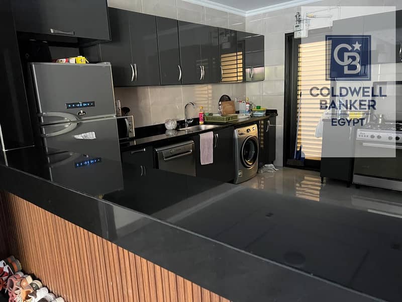 3 71b5f309-bbb0-4171-8ea2-d556988638a1. jpg