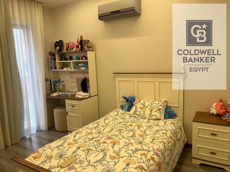 13 e666720e-4104-49d3-99f6-e529470c6a22. jpg