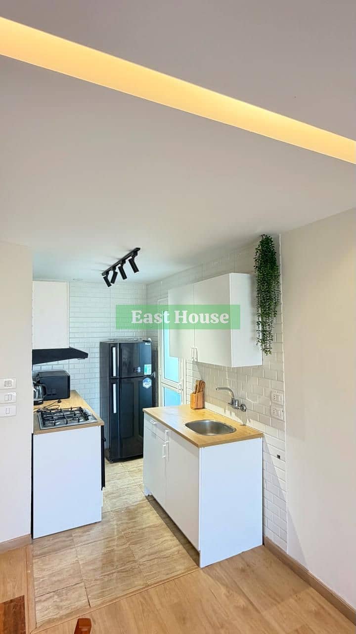 2 4037200b-27ec-49a2-b39d-4df9f464726c. jpg