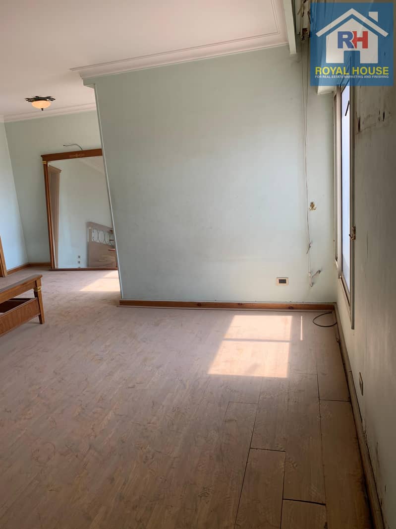 27 d7ad4181-17a3-47cc-837a-3c21c7a08660. jpg