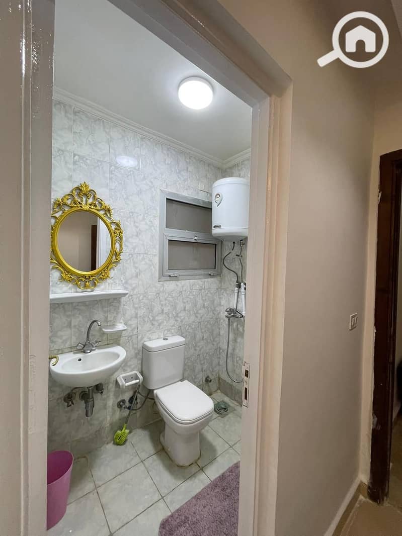 10 b8dd5235-456b-428a-80d5-3ec160731e34. jpeg