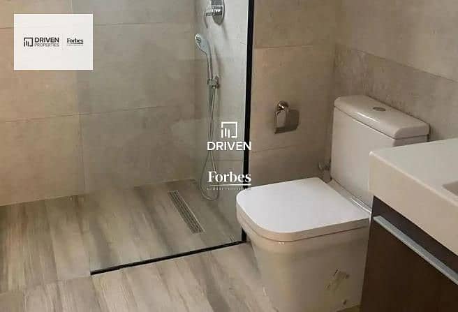 10 8118914-67405o. jpg