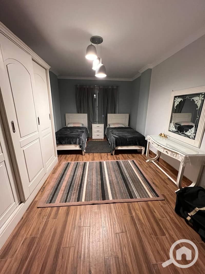 10 fc78689f-eeb1-4905-b4ed-a09b21b7496e. jpeg