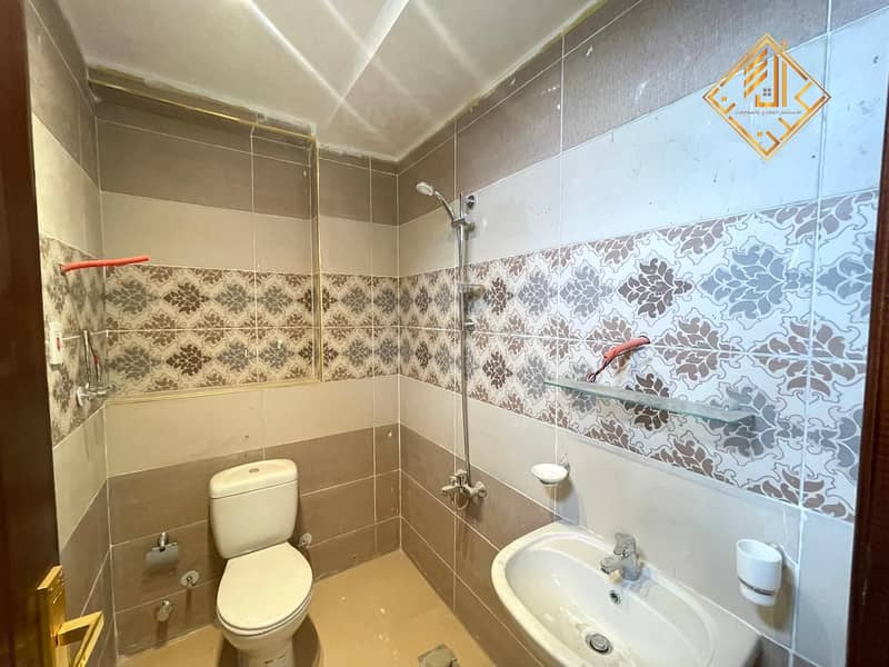 4 WhatsApp Image 2026-01-20 at 01.04. 33 (2). jpeg