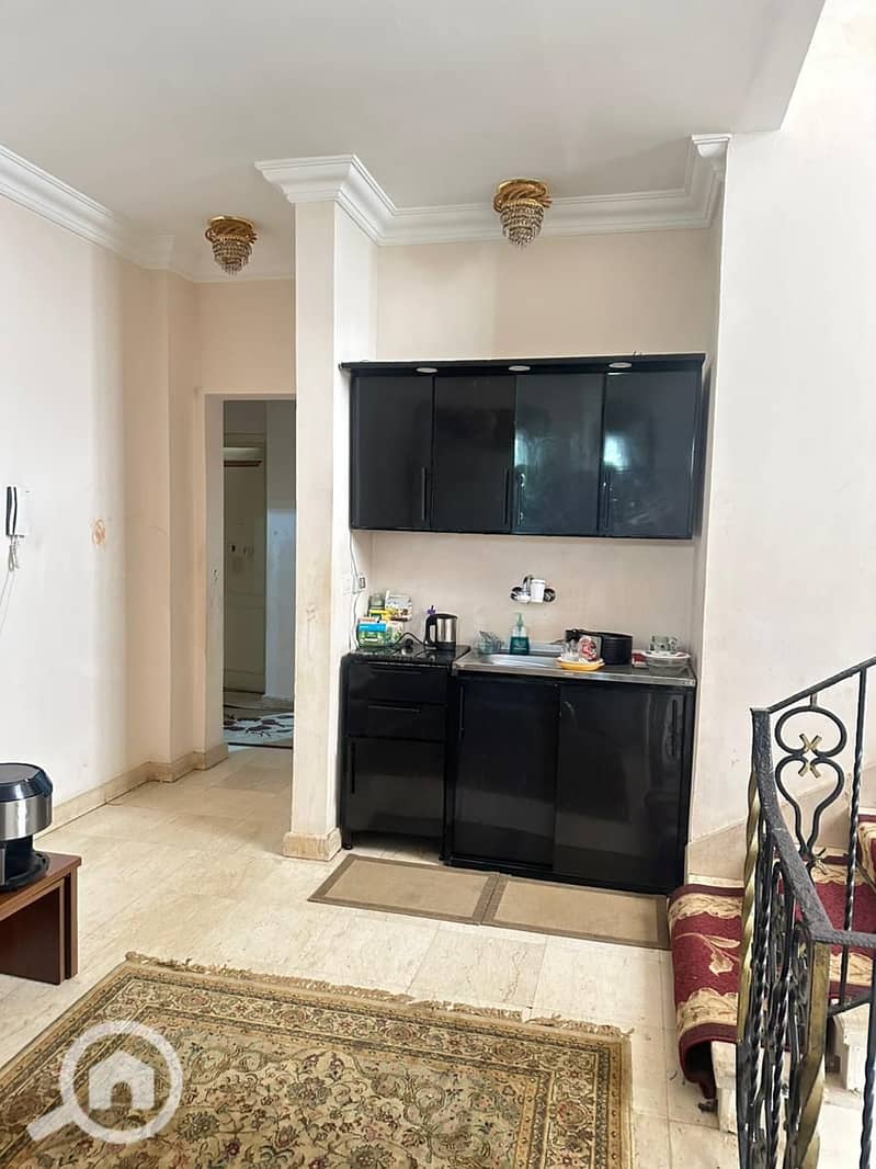 10 d893a39c-ec41-418a-8d43-77abeb22ac3d. jpeg