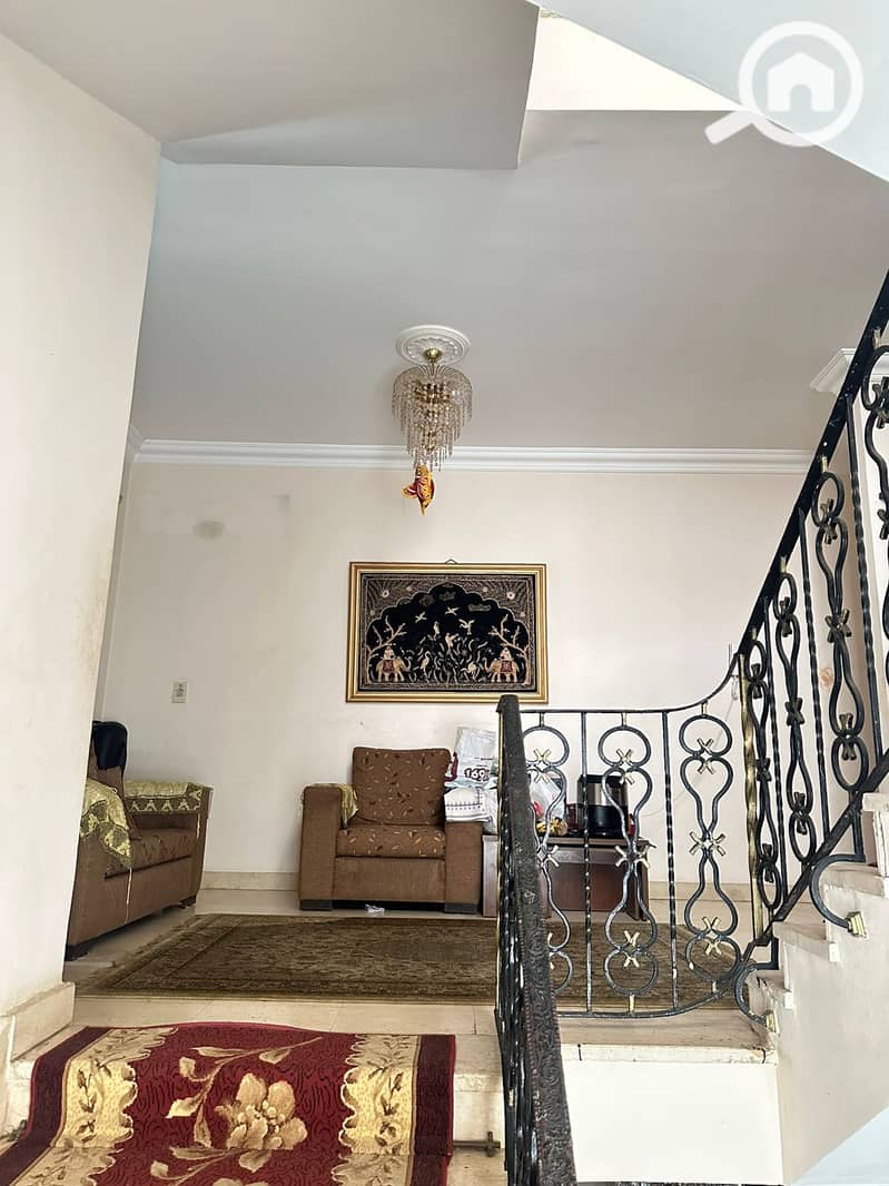 11 f46af1ee-c08c-4741-b748-482c61b23bfe. jpeg