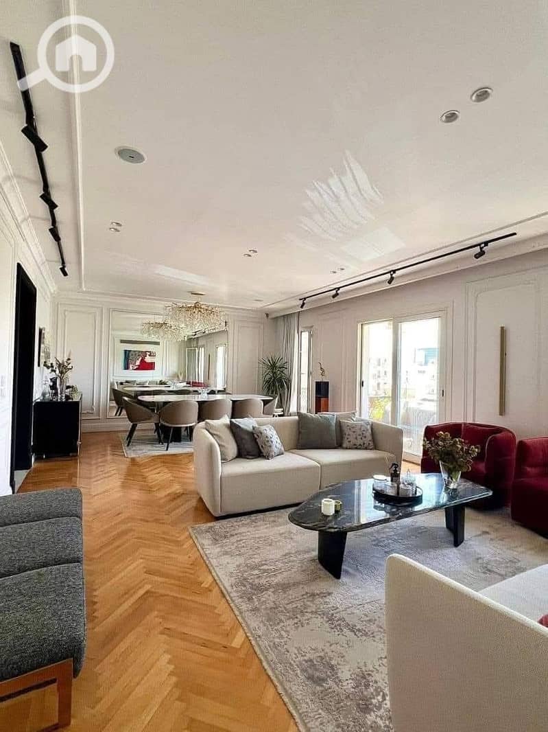 4 545782581_25017944981144799_8027148033742119663_n. jpg