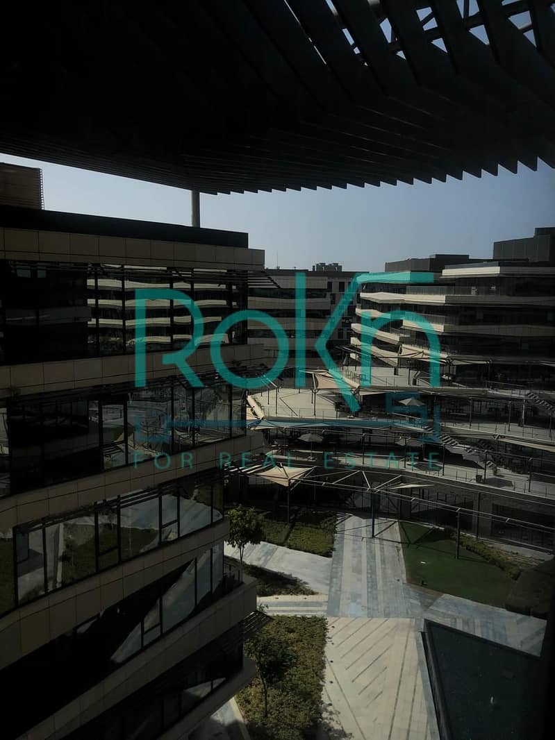 10 fca13256-c720-47a2-9292-0eca6895eb69. jpg