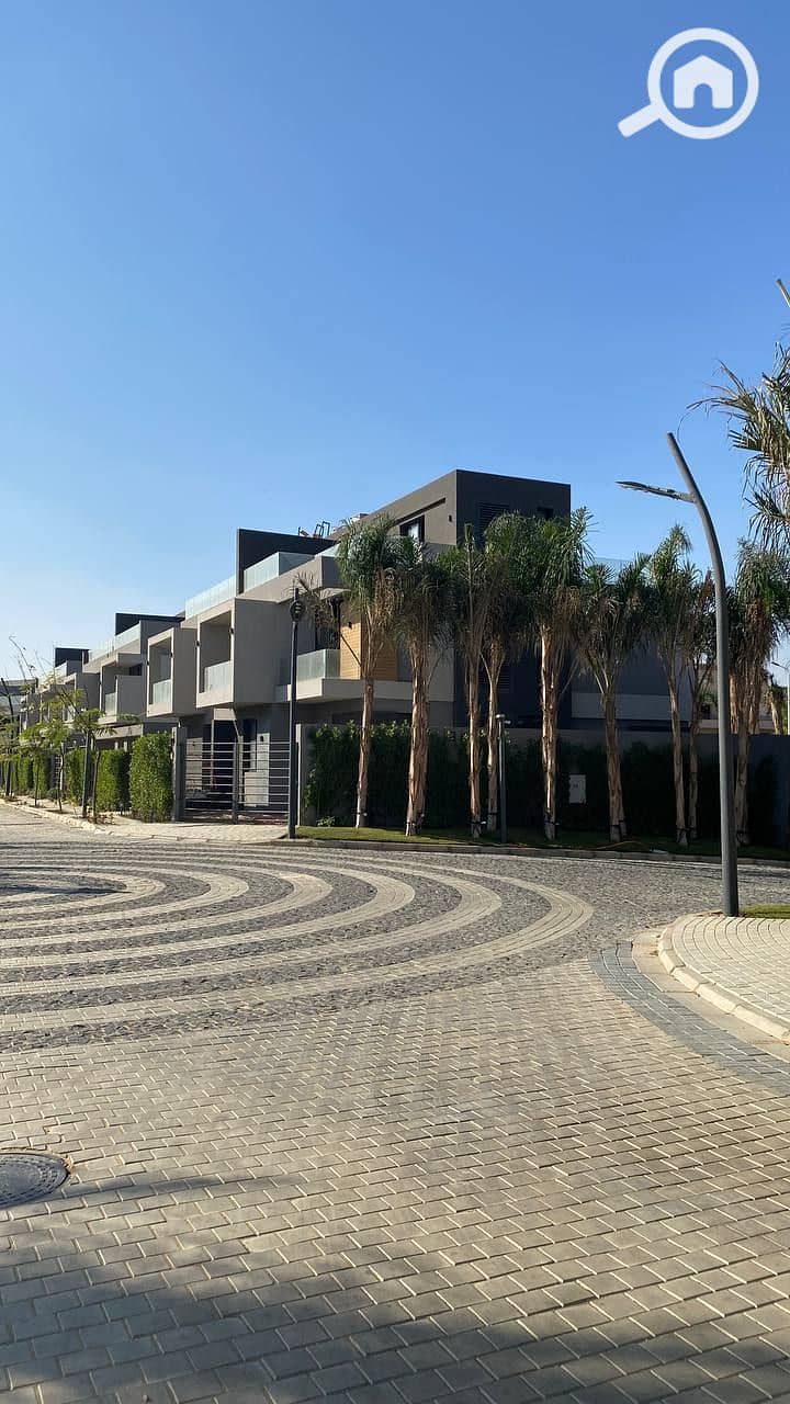 8 6019260742970228421_121. jpg