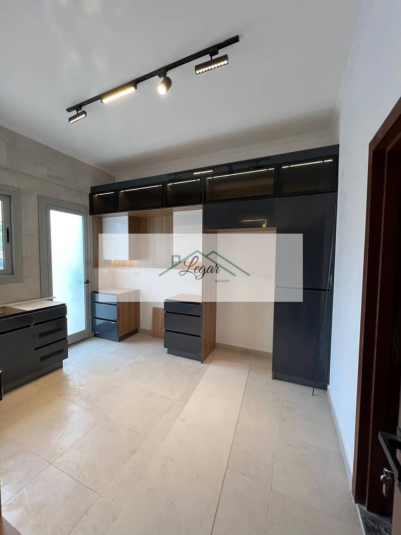 6 2296c402-38f3-465f-b91f-2fbcacc9613c. jpg