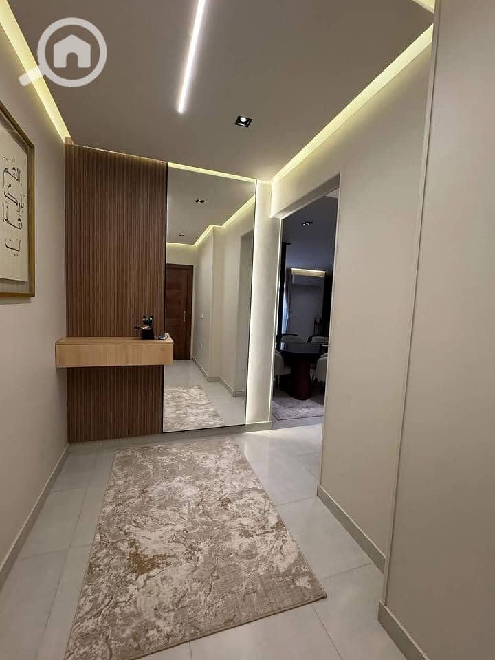 10 616953069_33282886348026493_192143035226900925_n. jpg