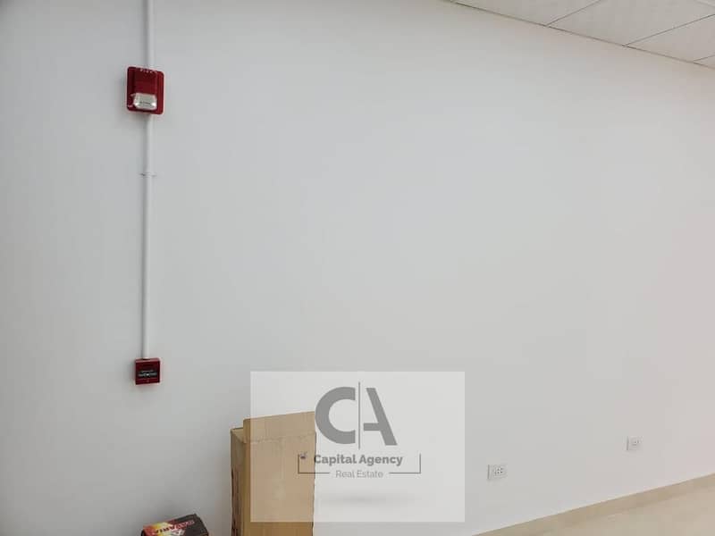 5 e97c5407-b1b6-4e62-8760-d57079a8c6e0. jpg