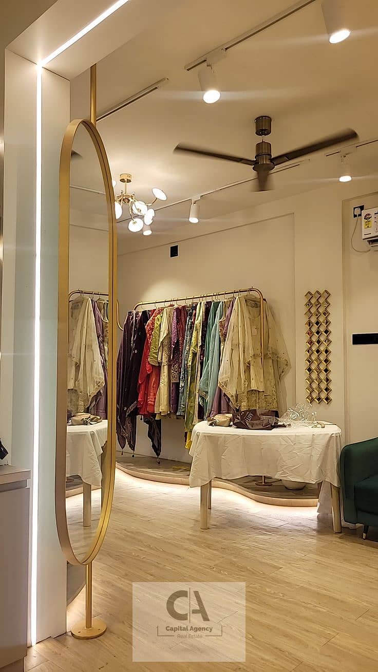 4 ed08f893-4d09-4347-b0af-7111dbc3b0e0. jpg