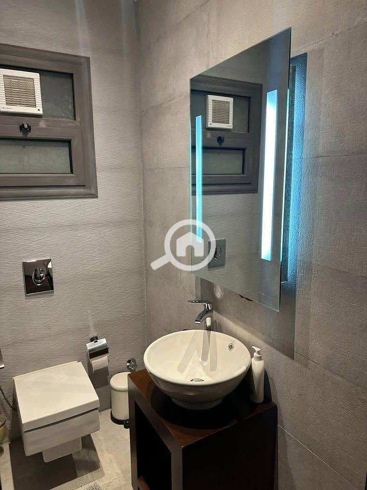 7 616352418_1804737713562492_3458944473872358083_n. jpg