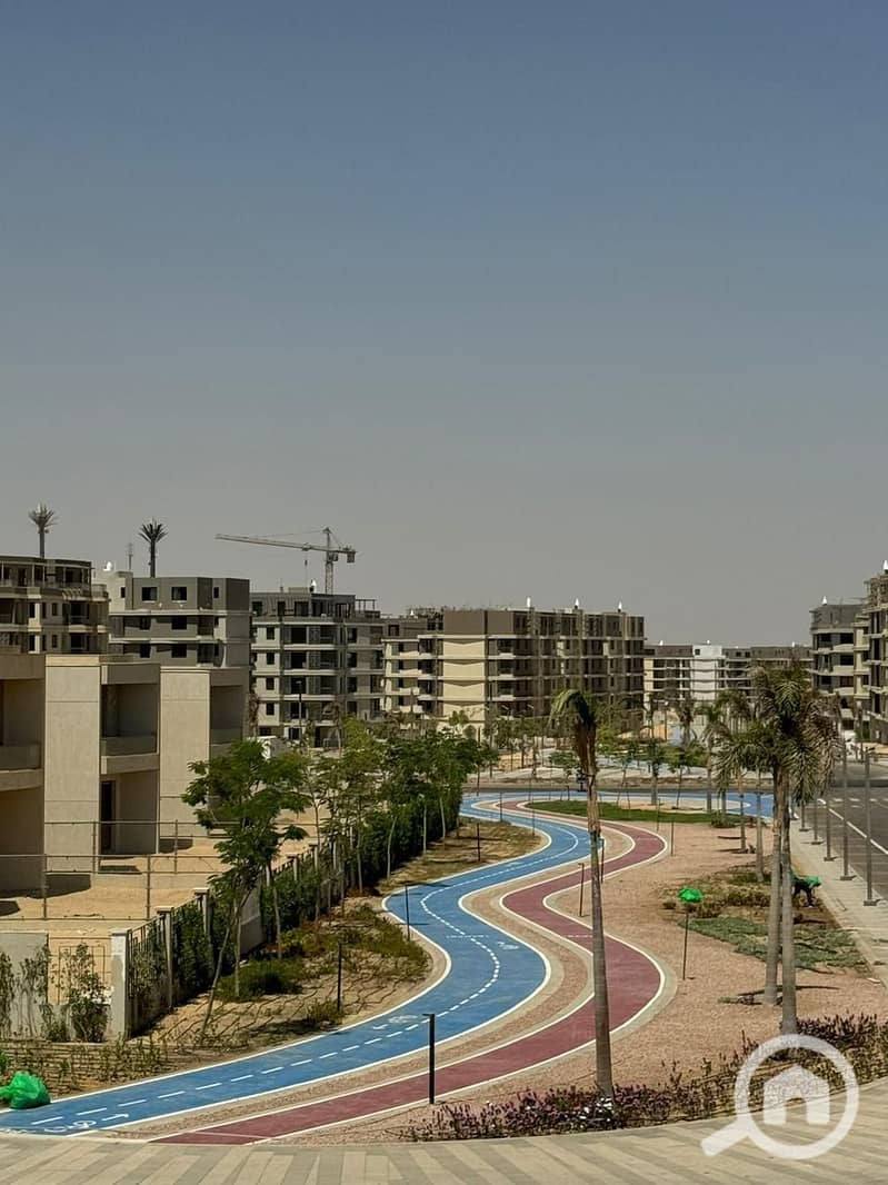 23 d03fe6f8-f35d-415d-9d3d-18fb8811d95e. jpeg