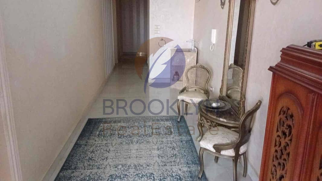 2 637db3c9-0a87-43d4-aa28-3db736a5f3df. jpg