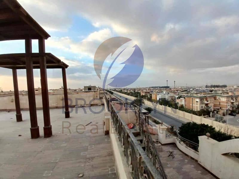 8 e96563b3-ba5e-4074-9bda-7958e334517a. jpg