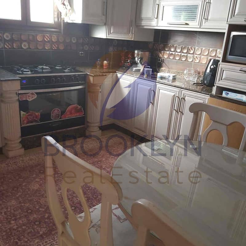 10 1b678b30-3c45-4ccc-ba36-4e27811f8122. jpg