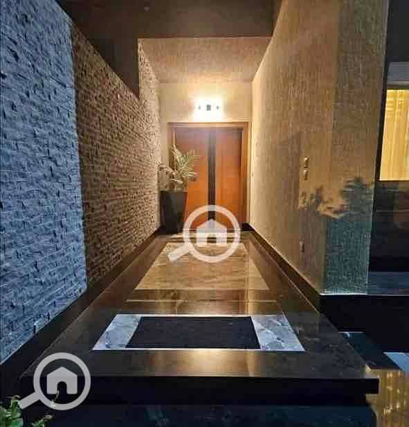 9 d76c61d1-8442-411a-a2b4-390cdf037726. jpg