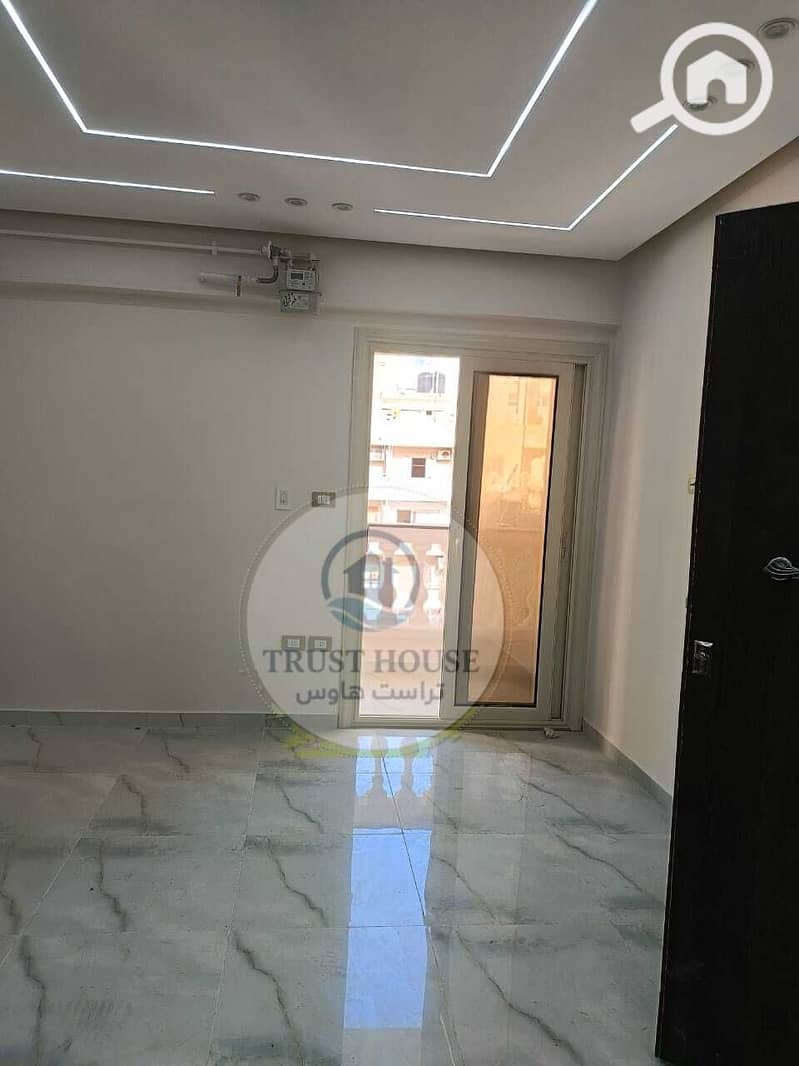 19 WhatsApp Image 2025-11-05 at 15.07. 09 (1). jpeg