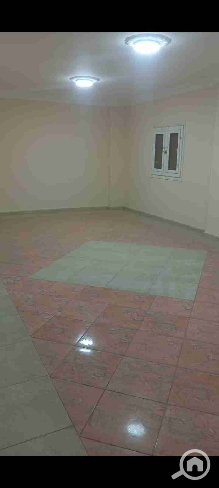 1000856295. jpg 1000856295. jpg