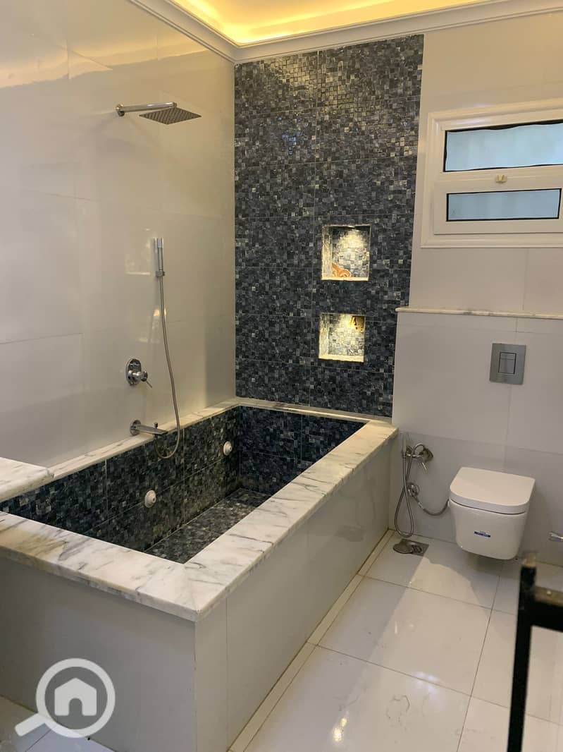 8 093487f1-708e-4a6b-93de-195f9316d9df. jpeg