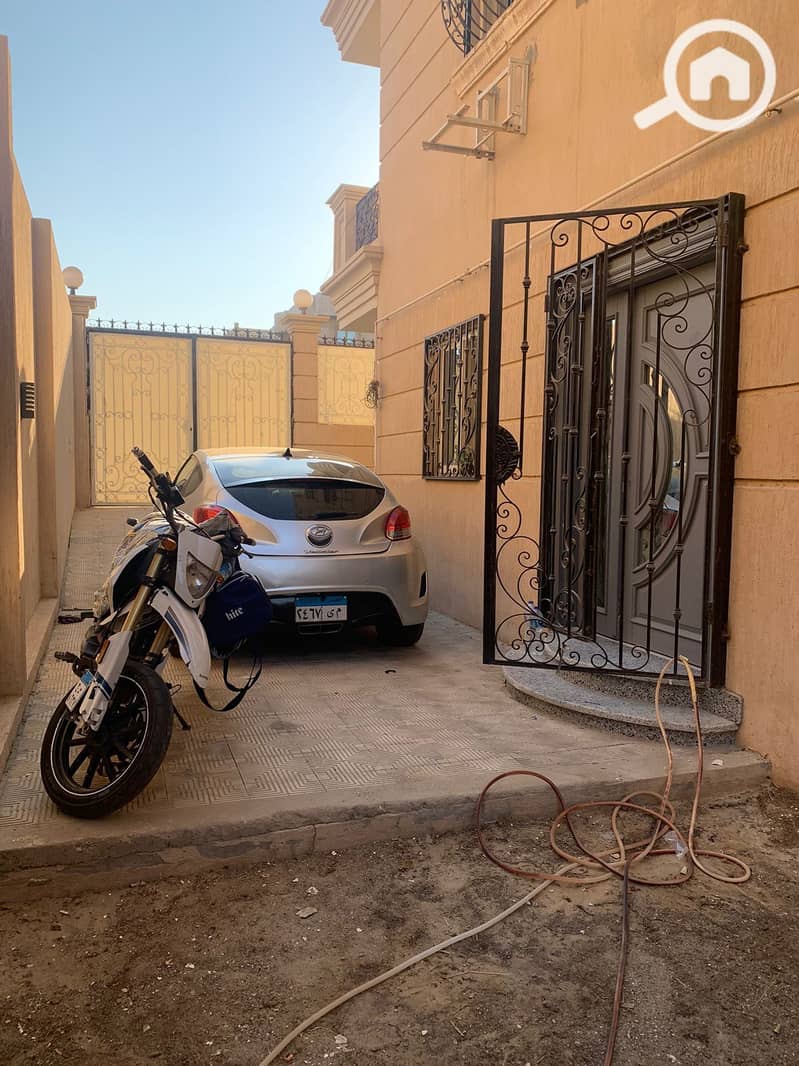 11 68523a04-798b-4fb6-8b87-1087b3db8ec1. jpeg