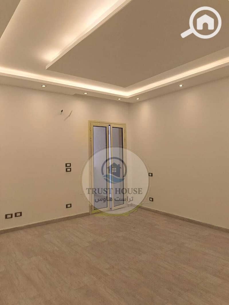 6 WhatsApp Image 2025-11-09 at 20.32. 33. jpeg