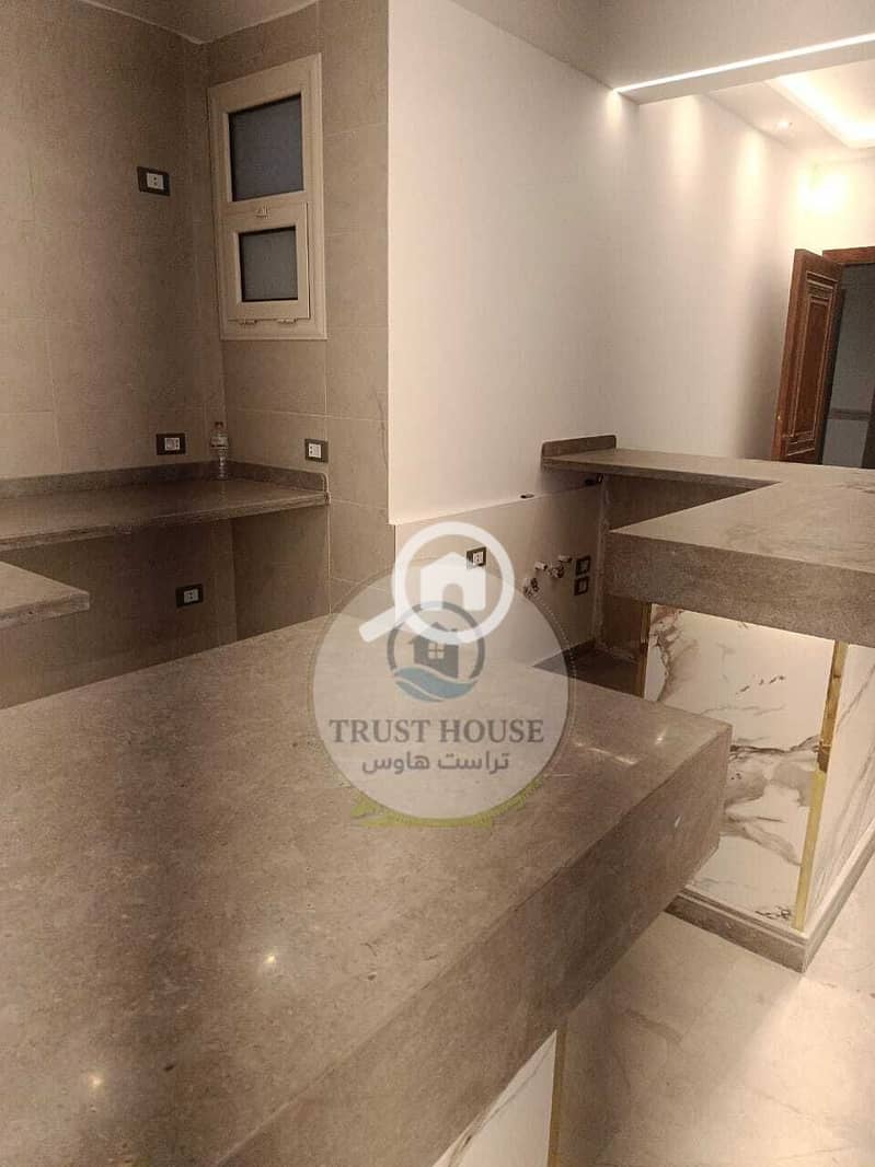 10 WhatsApp Image 2025-11-09 at 20.32. 34 (4). jpeg