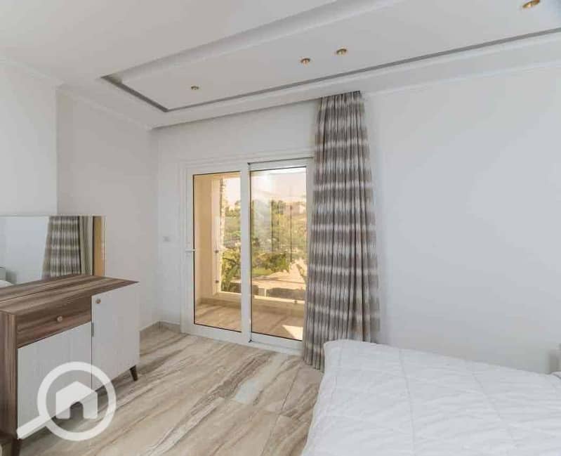 15 c6f3acce-f86d-4211-97a6-87f902a53cfa. jpg