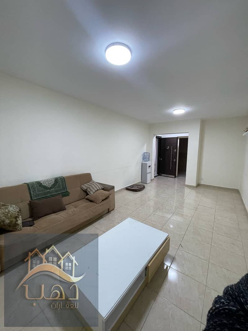 9 cdcbc860-6fd2-44b5-b839-e83847ae3250. jpg