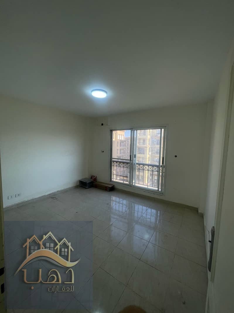 15 b4f7a944-e616-40e1-8efb-df1386244c23. jpg