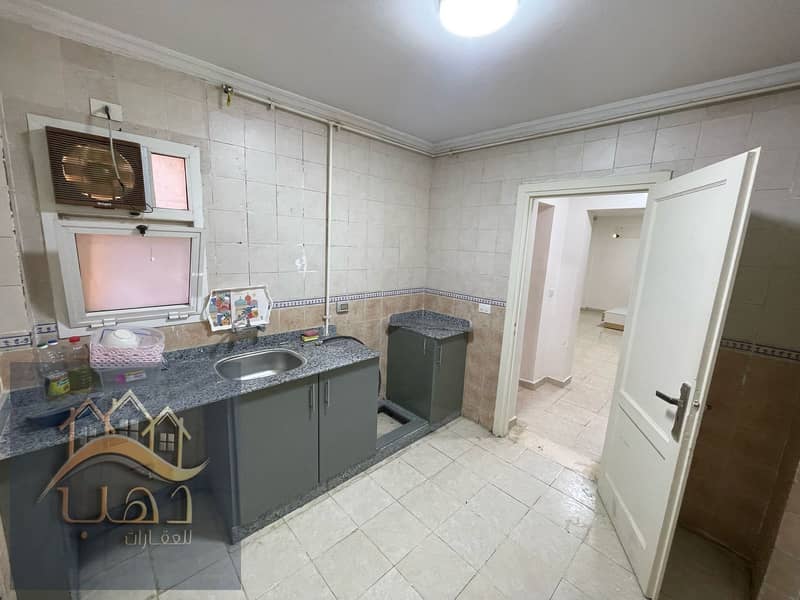 21 eda72f83-98ca-40fd-b7cb-287c00a9368f. jpg