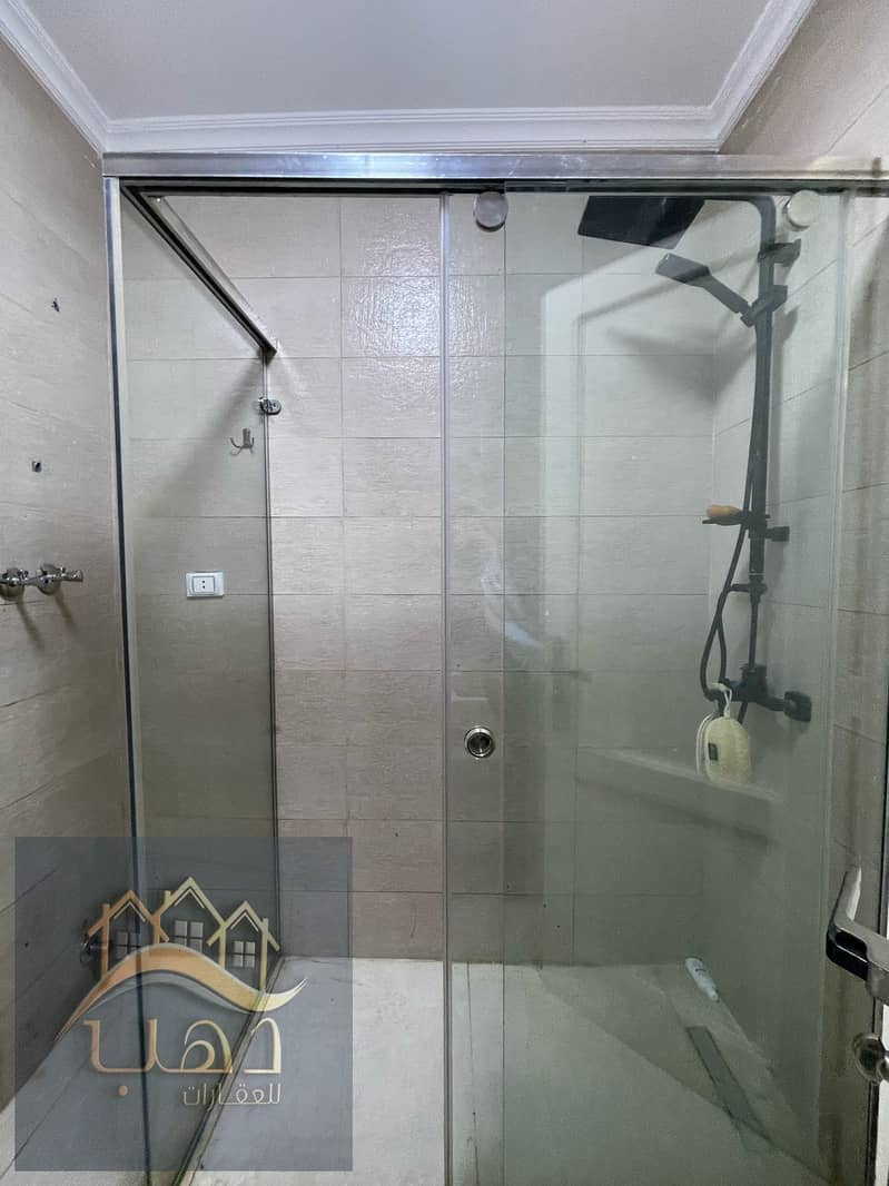 24 612340ba-e4e8-48ba-9708-4b7c624c4f73. jpg