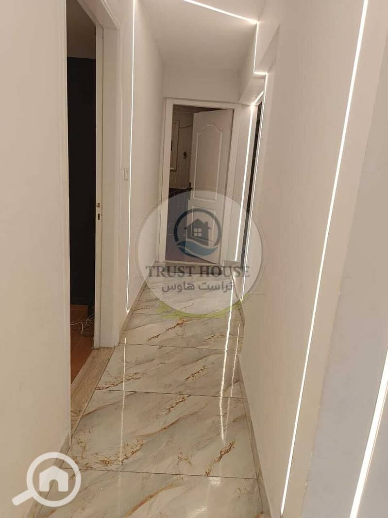 16 WhatsApp Image 2025-11-09 at 21.27. 48 (2). jpeg