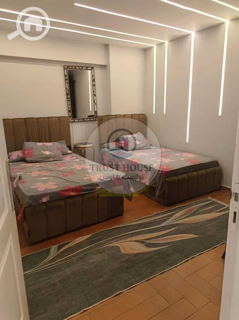 25 WhatsApp Image 2025-11-09 at 21.27. 55 (1). jpeg