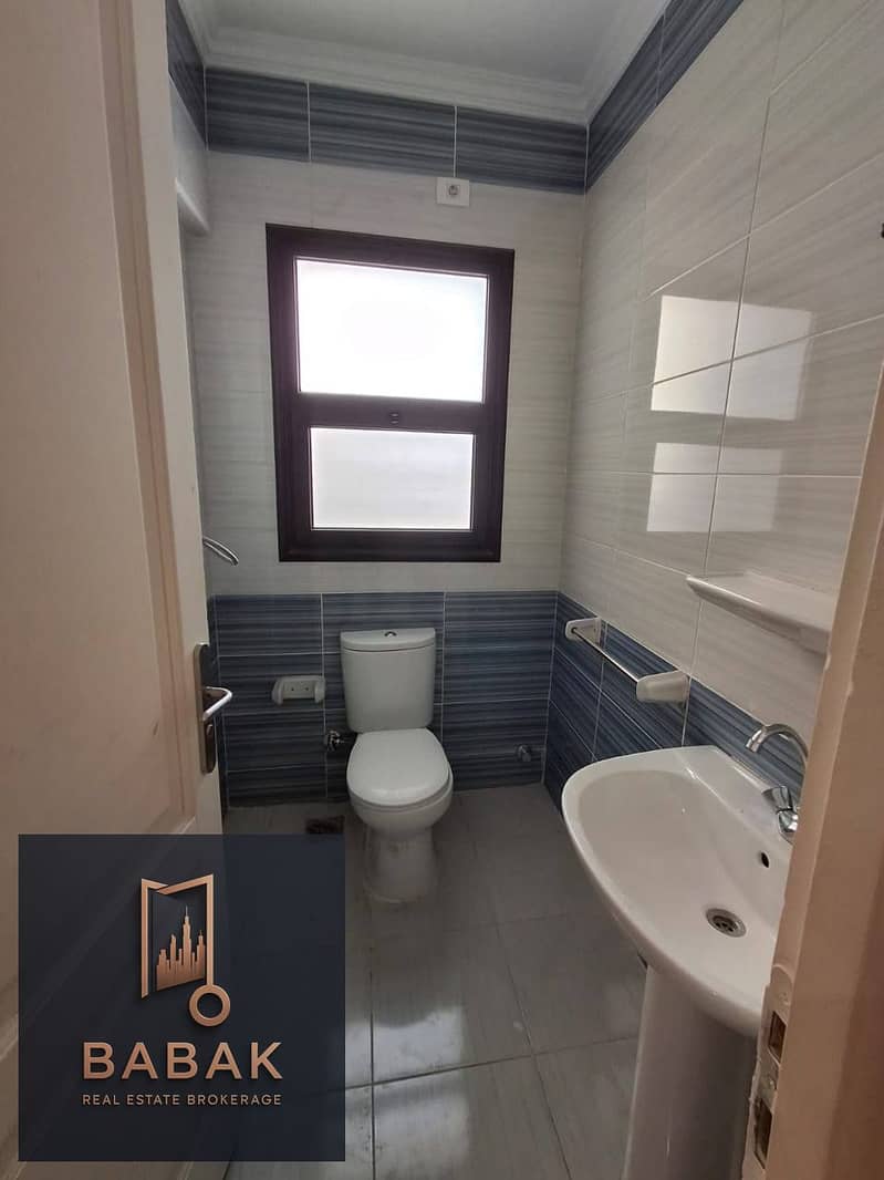 8 588767904_1518784359352091_1888203242428766067_n. jpg