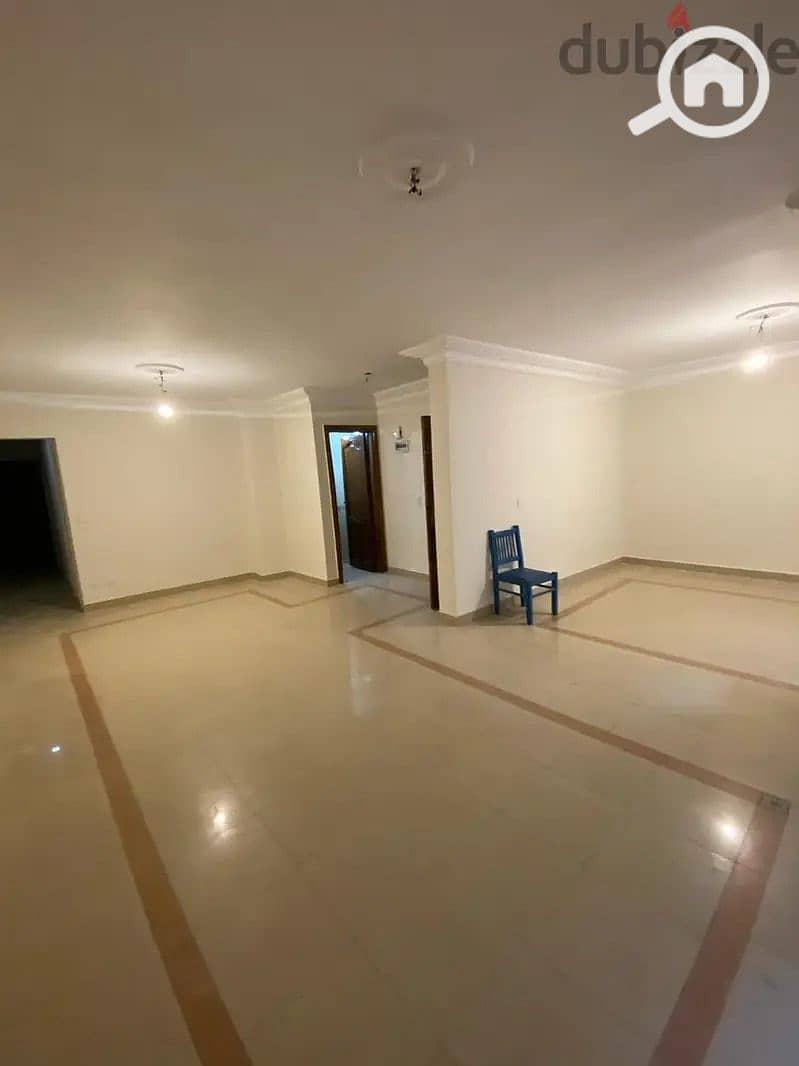 12 eed23f43-ed98-457d-a04f-a623dc046268. jpg