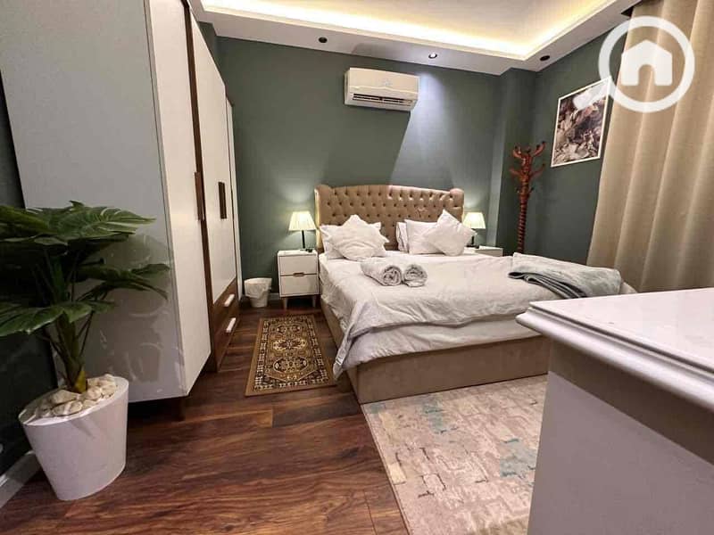 18 480dbcb7-9d7d-4c11-9f63-5a8f5ccae488. jpg