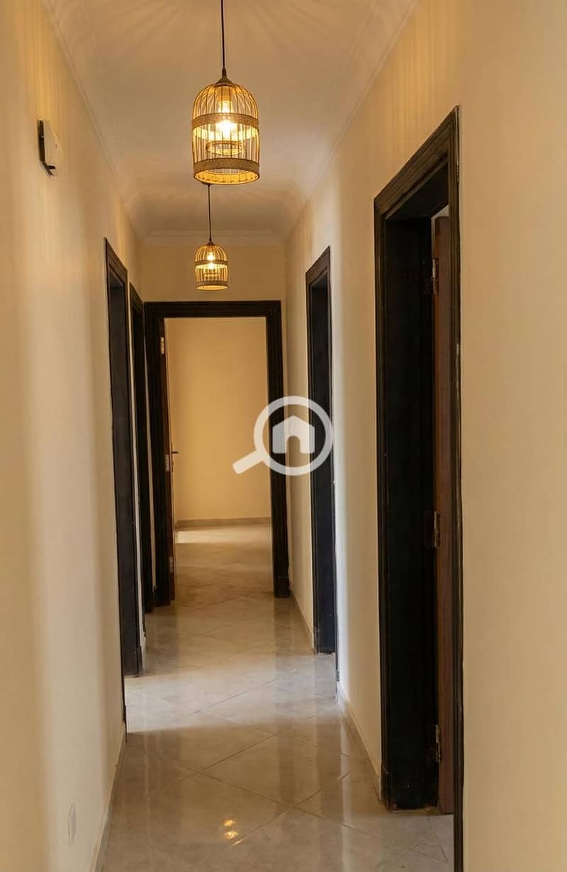 5 e4cfd21a-ed45-4f56-8167-76a9f83328b3. jpeg