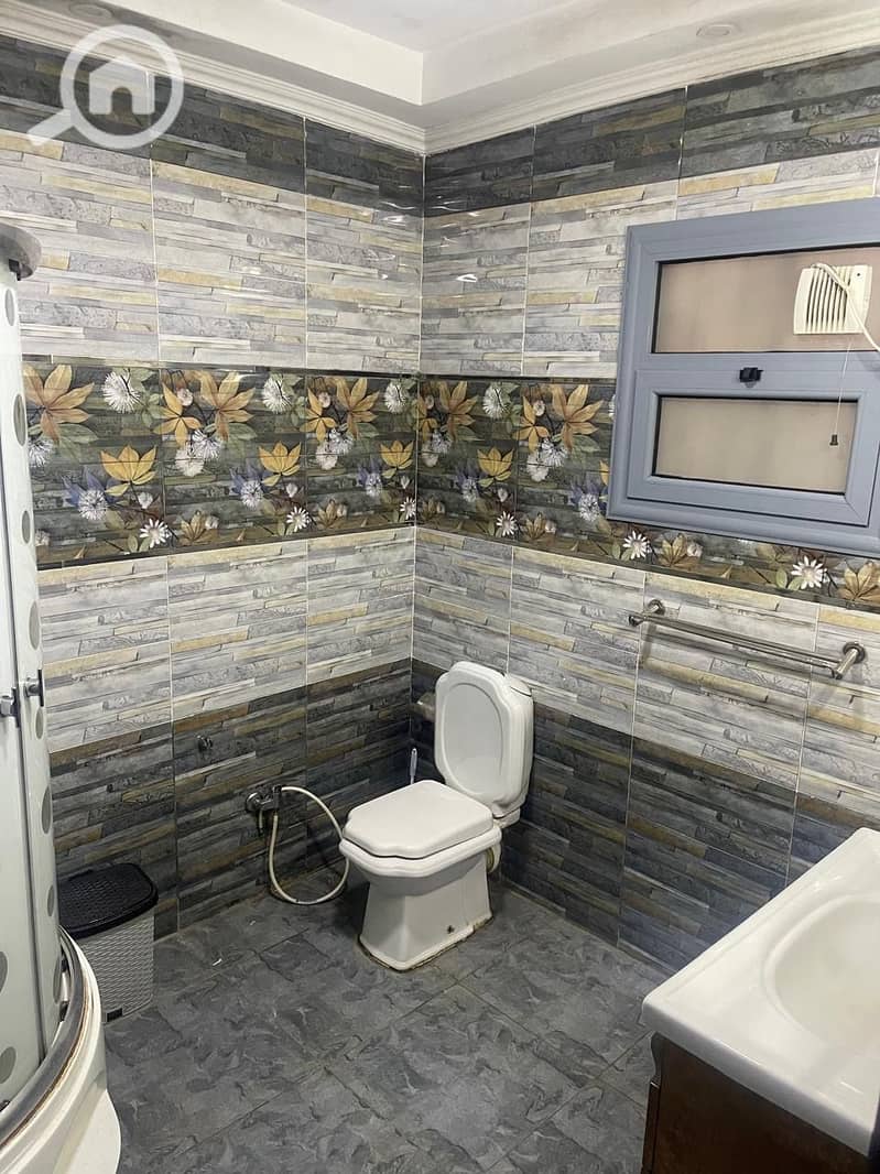 4 a4ae42e8-64a9-4226-bf50-26d14b146dd9. jpeg