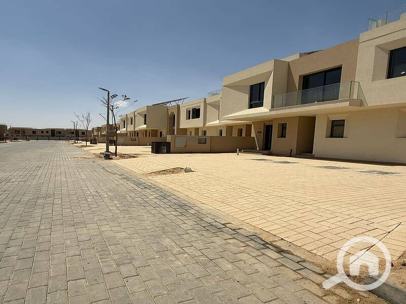 7 547d085e-16e3-449d-b5b5-beca01d3044d. jpg