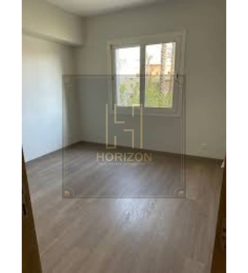 8 images (1). jfif. jpg