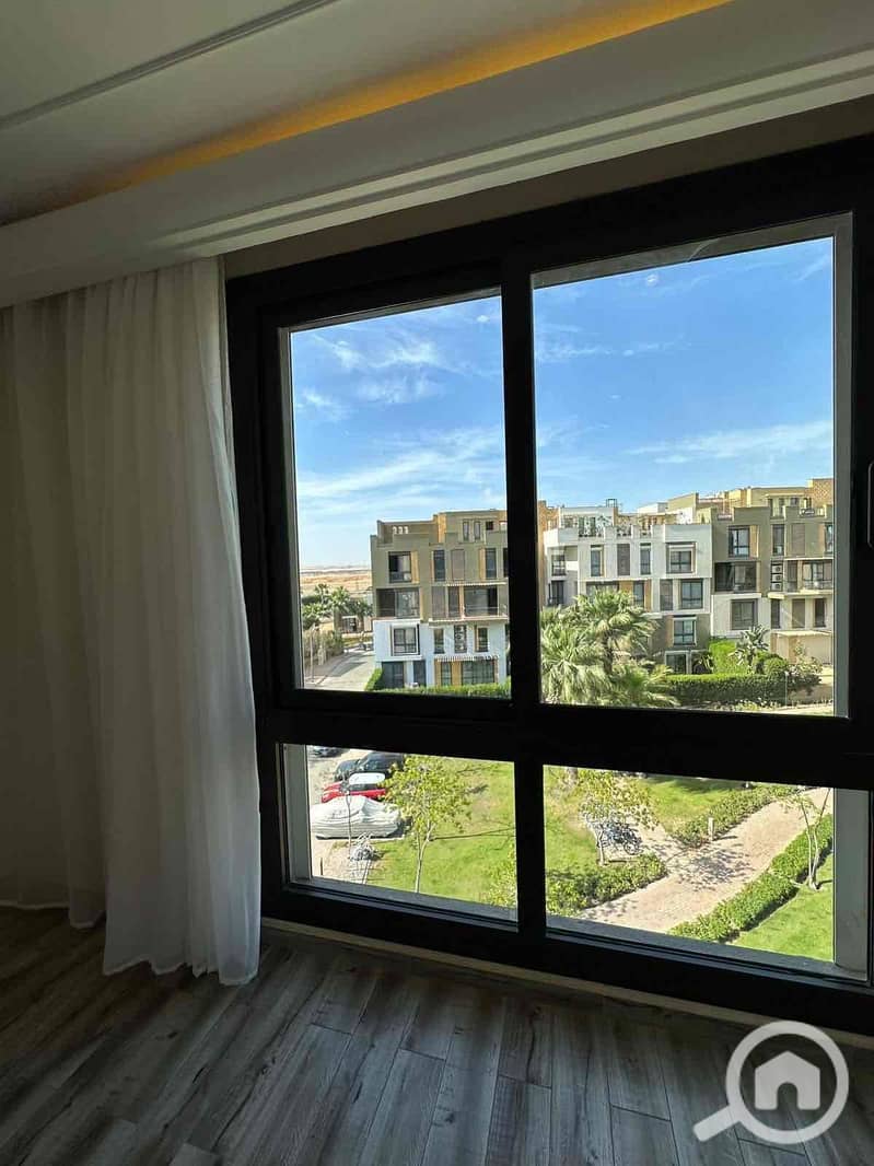 8 bb4618fe-4951-485b-b578-1433e66653cf. jpg