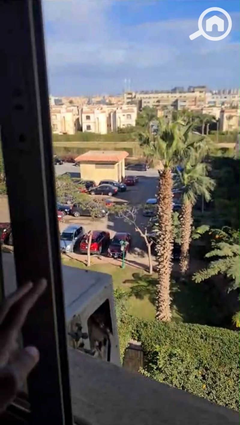 7 b7a3db06-1261-4249-a529-9a33a9c73b84. jpeg