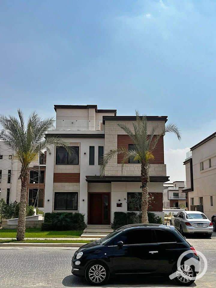 17 570561735_1994522151089925_4480474760475020213_n. jpg